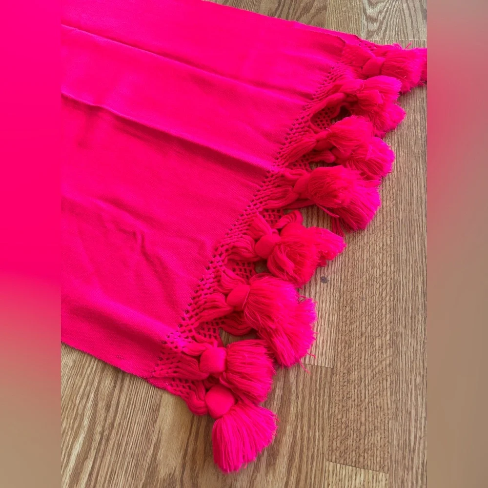 Vintage Saks Fifth Avenue Hot Pink Tassel Scarf / Throw | Blanket Wrap 26” x 78”
